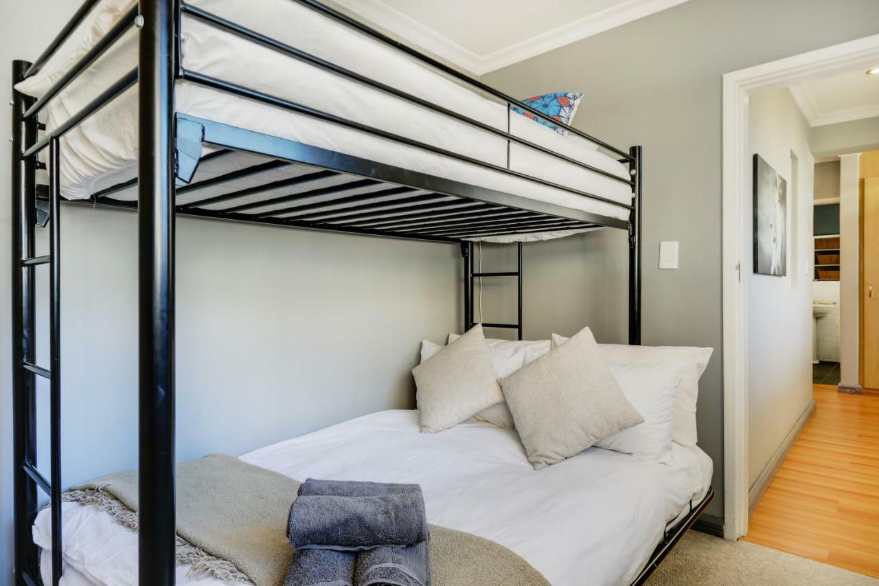 Backup-Powered Bantry Bay View 2 Bed Apartment Ciudad del Cabo Exterior foto